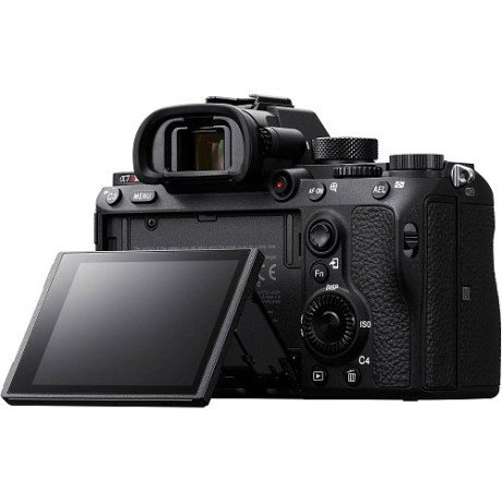 Беззеркальный фотоаппарат Sony Alpha A7R III body (ILCE7RM3)  Фото №6