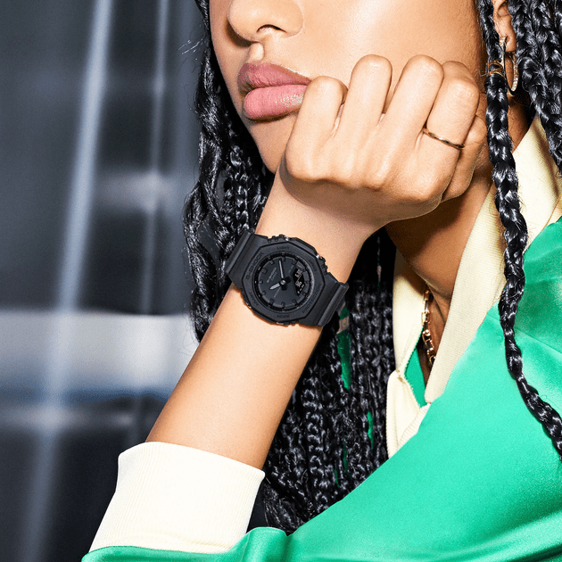 Жіночий годинник Casio G-SHOCK Classic GMA-P2100BB-1AER  Фото №8