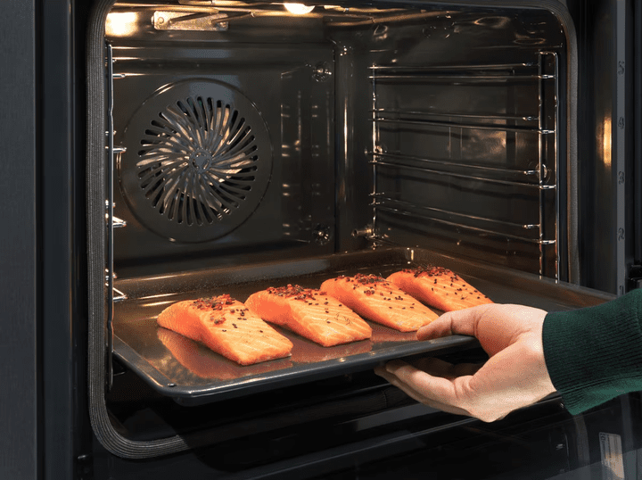 Духовка электрическая Electrolux EOB8S39WX  Фото №0