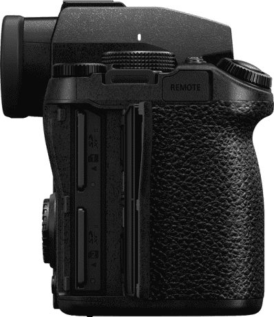 Беззеркальный фотоаппарат Panasonic Lumix DC-G9 II body (DC-G9M2EE)  Фото №6
