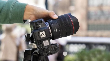 Широкоугольный объектив Canon RF 10-20mm f/4 L IS STM (6182C005)  Фото №0