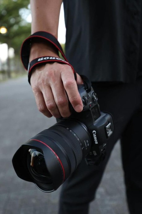 Ширококутний об&#039;єктив Canon RF 10-20mm f/4 L IS STM (6182C005)  Фото №3
