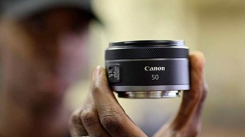 Стандартный объектив Canon RF 50mm f/1.8 STM (4515C005)  Фото №5