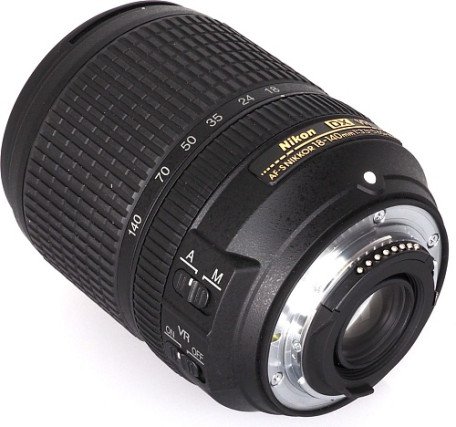 Універсальний об&#039;єктив Nikon AF-S DX NIKKOR 18-140mm f/3,5-5,6G ED VR (JAA819DA)  Фото №1