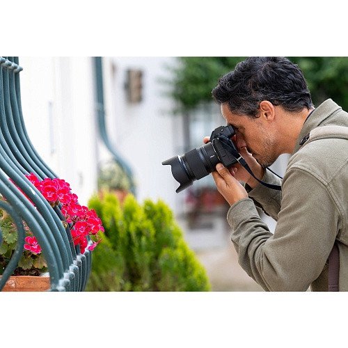 Стандартный объектив Nikon Z 50mm f/1.4 (JMA004DA)  Фото №8