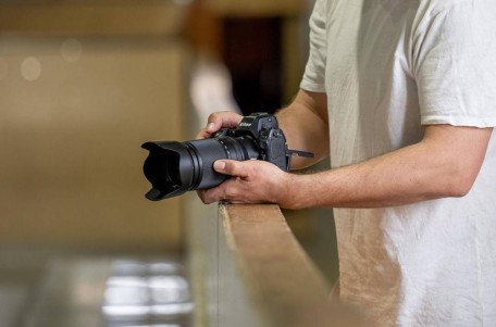 Универсальный объектив Nikon Nikkor Z 70-180mm f/2.8 (JMA721DA)  Фото №1