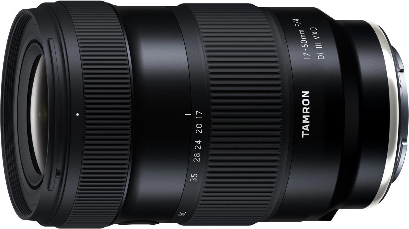 Стандартный объектив Tamron AF 17-50mm F/4 Di III VXD (A068)