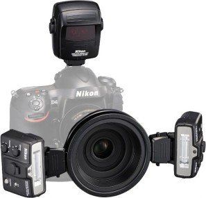 Зовнішній макро спалах Nikon Kit R1C1 (FSA906CA)