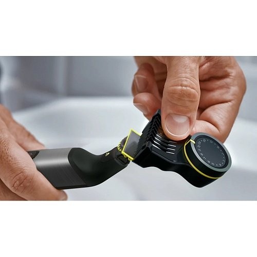 Триммер для бороды и усов/ Триммер для тела (бодигрумер) Philips OneBlade Pro 360 Face + Body QP6552/30  Фото №7