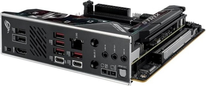 Материнская плата ASUS ROG STRIX B850-I GAMING WIFI  Фото №6
