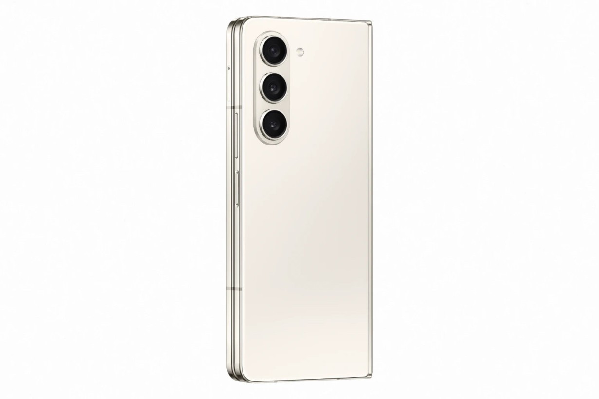 Смартфон Samsung Galaxy Fold5 SM-F9460 12/512GB Cream  Фото №1
