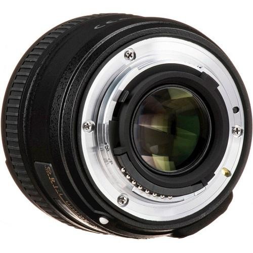 Стандартный объектив Nikon AF-S Nikkor 50mm f/1,8G (JAA015DA)  Фото №4