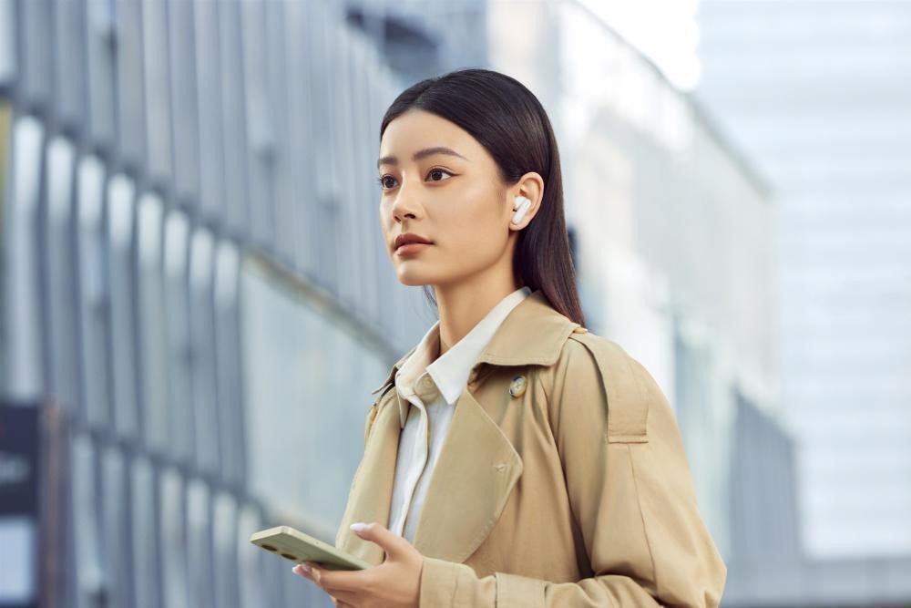Наушники TWS OPPO Enco Buds3 Pro Glaze White  Фото №3