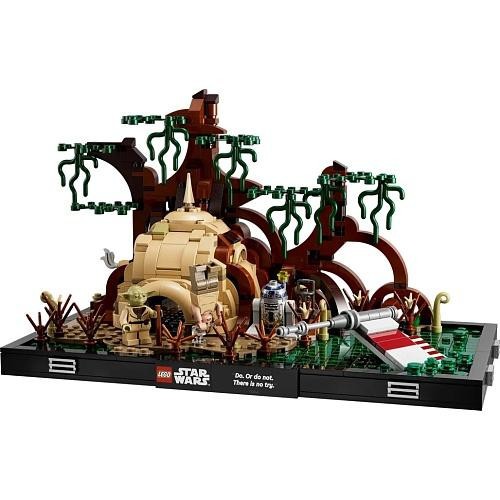 Блочный конструктор LEGO Star Wars Диорама тренировка Джедая на Дагобе (75330)