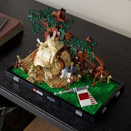 Блочный конструктор LEGO Star Wars Диорама тренировка Джедая на Дагобе (75330)  Фото №5