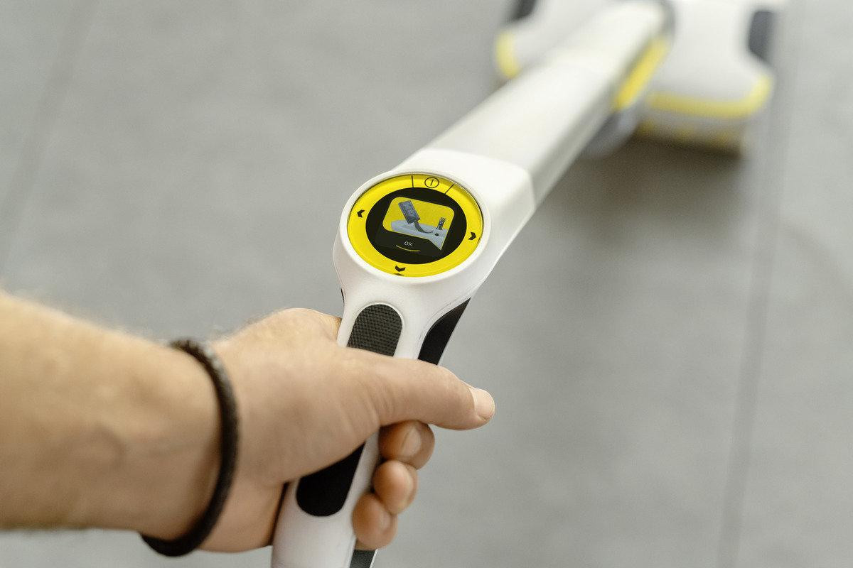 Миючий пилосос Karcher FC 8 Smart Signature Line (1.055-711.0)  Фото №2