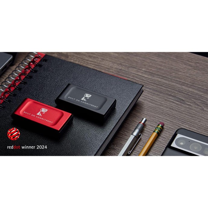 SSD накопичувач Kingston XS1000 1 TB Black (SXS1000/1000GA)  Фото №3