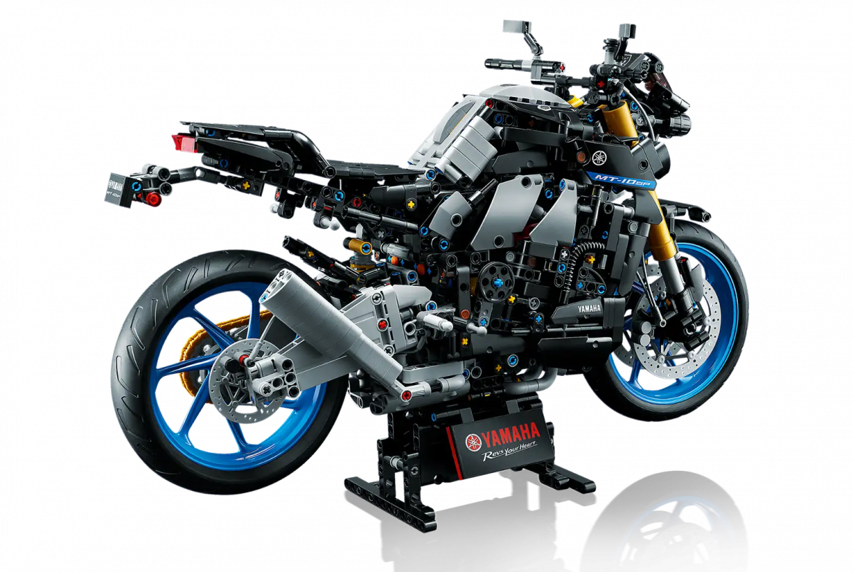 Блоковый конструктор LEGO Yamaha MT-10 SP (42159)  Фото №1