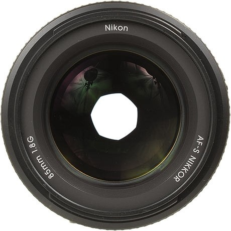 Стандартный объектив Nikon AF-S Nikkor 85mm f/1,8G (JAA341DA)  Фото №1