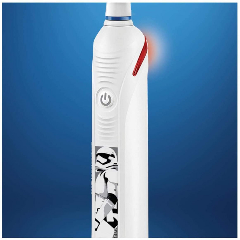 Электрическая зубная щетка Oral-B D501.513.2x Junior Star Wars Case  Фото №0