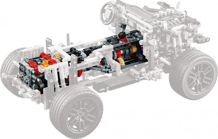 Авто-конструктор LEGO TECHNIC Land Rover Defender (42110)  Фото №1