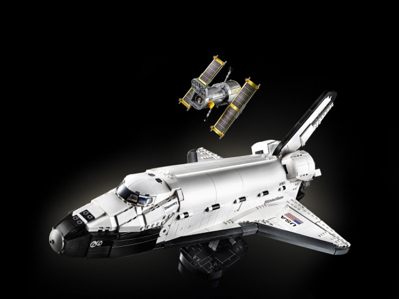 Блочный конструктор LEGO Космический шаттл NASA Discovery (10283)  Фото №7